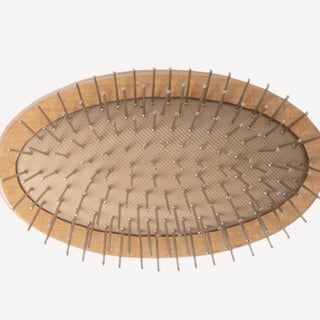 Daily Habits scalp massage brush